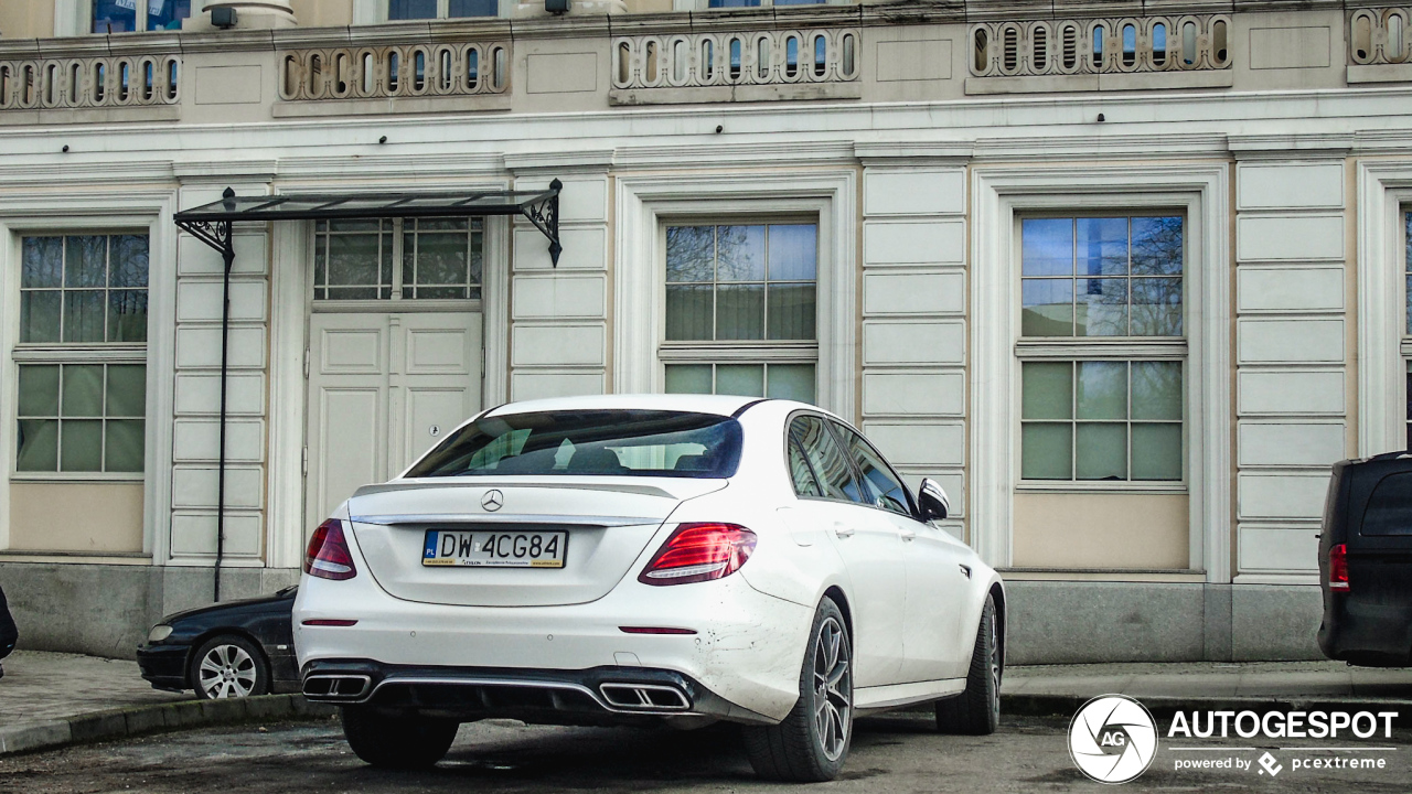 Mercedes-AMG E 63 S W213