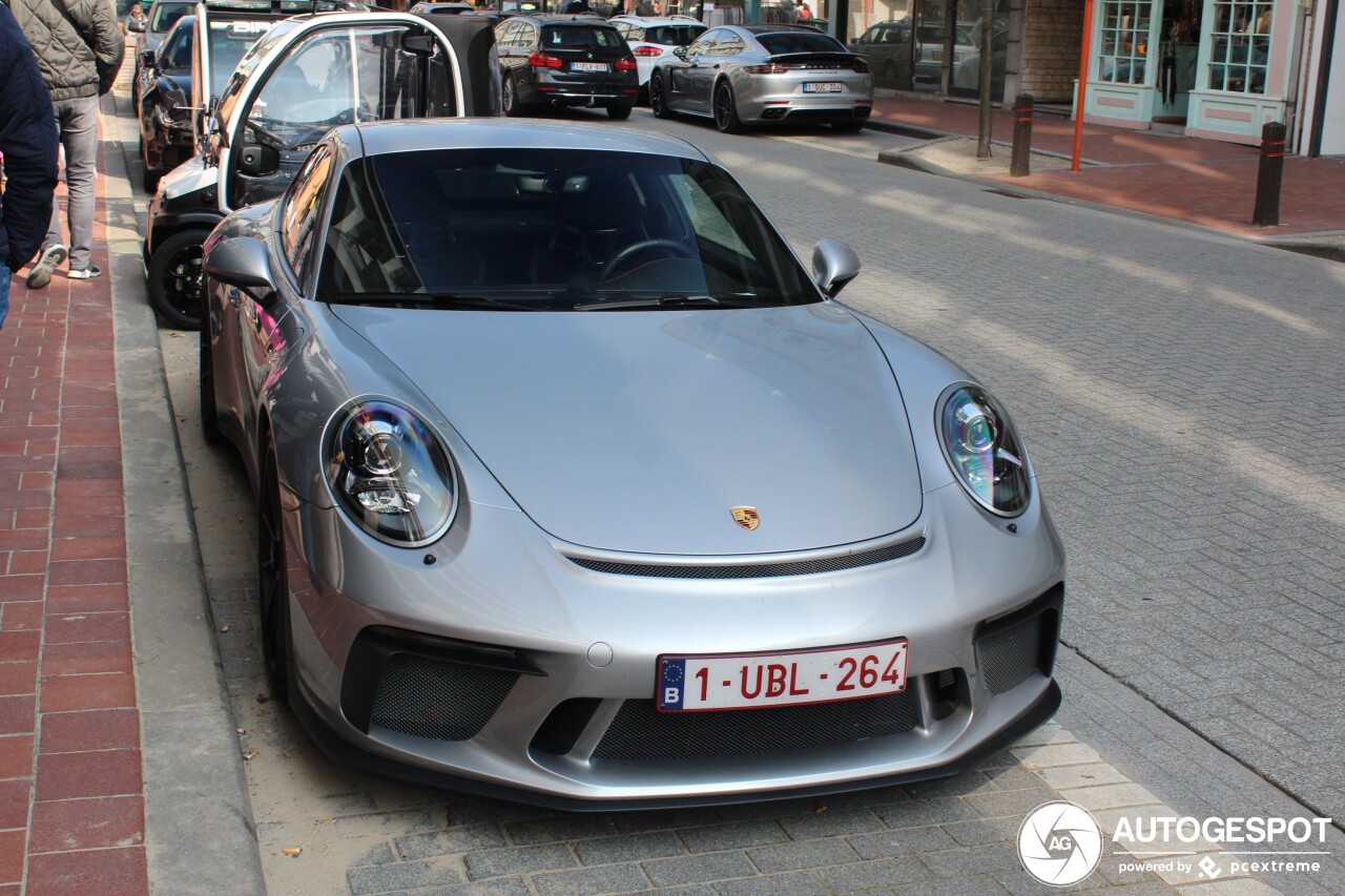 Porsche 991 GT3 Touring