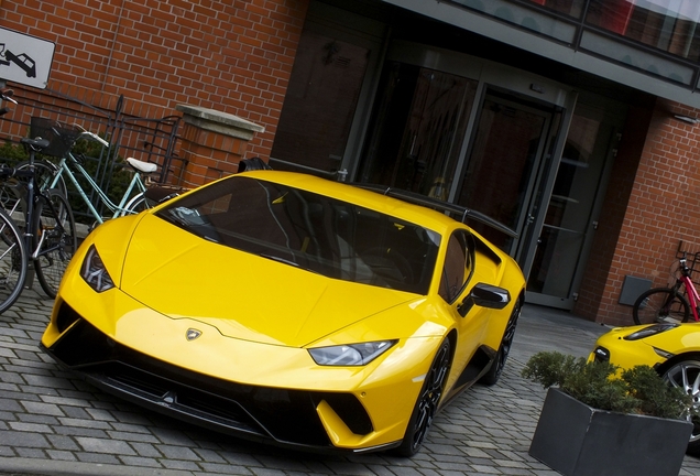 Lamborghini Huracán LP640-4 Performante