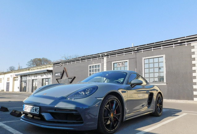 Porsche 718 Cayman GTS