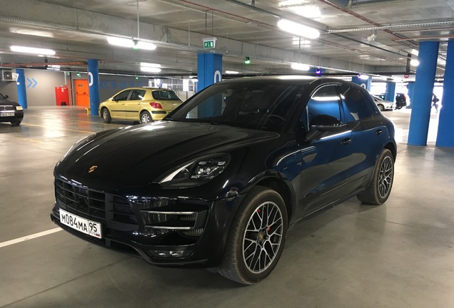 Porsche 95B Macan Turbo