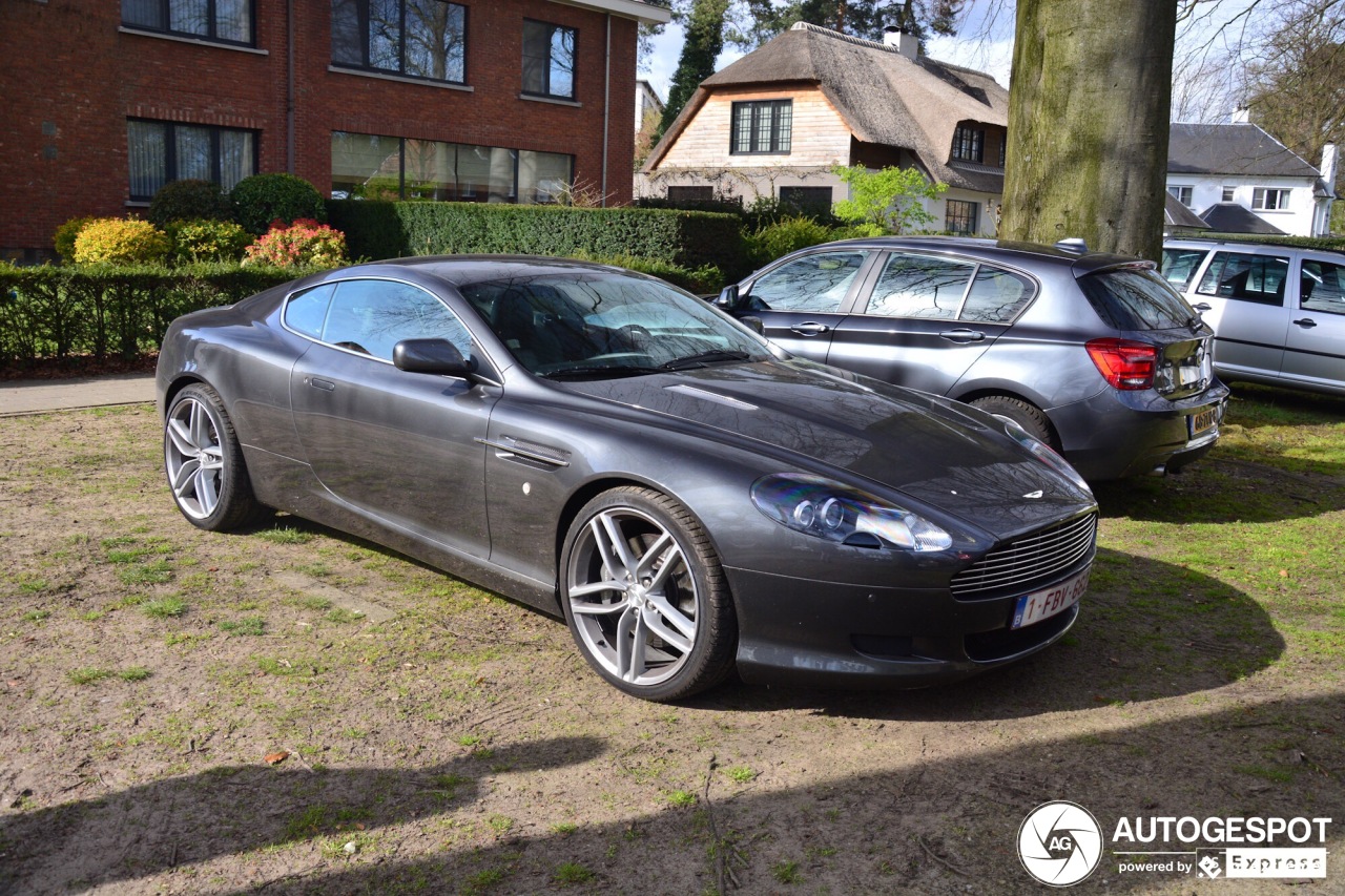 Aston Martin DB9