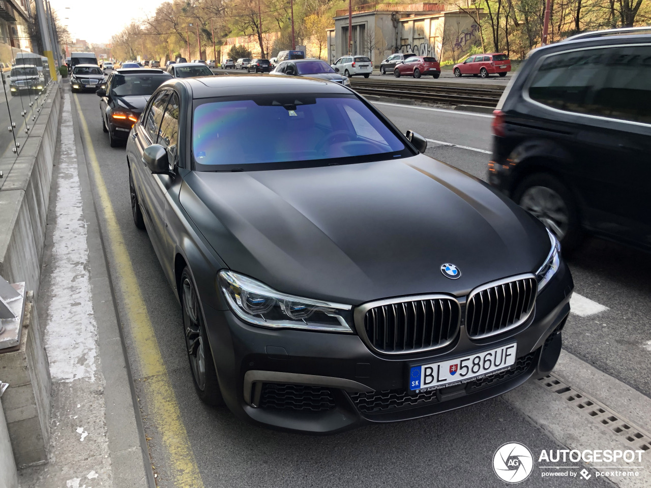 BMW M760Li xDrive