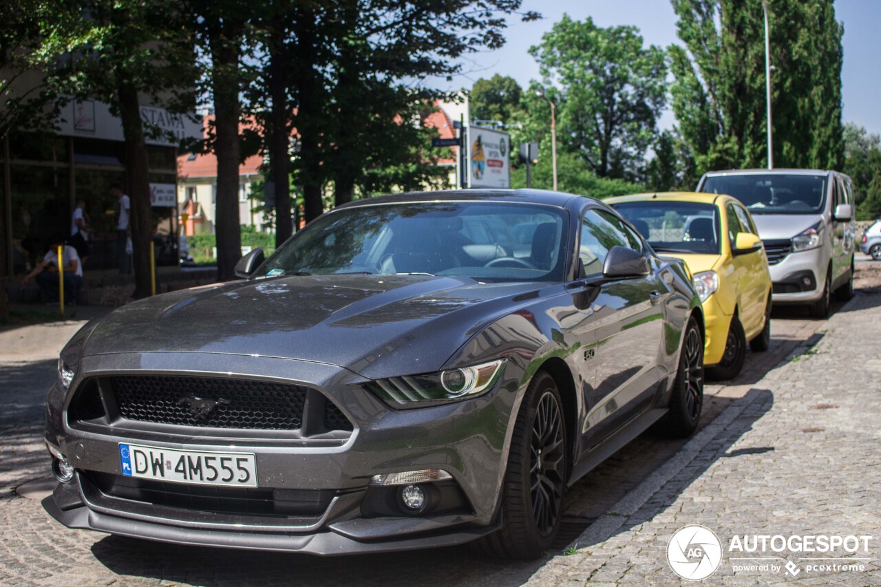 Ford Mustang gt 2015