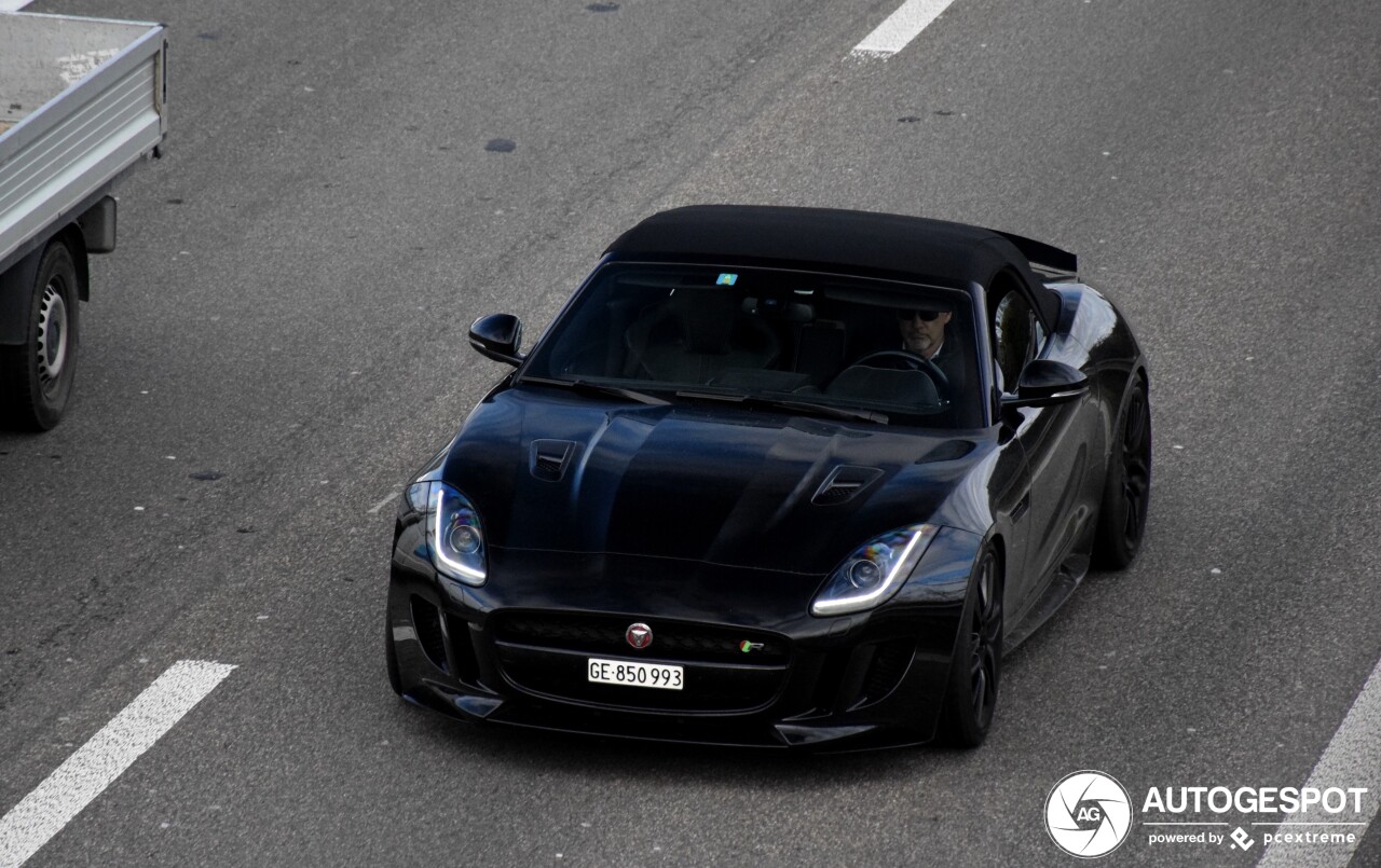 Jaguar F-TYPE R AWD Convertible