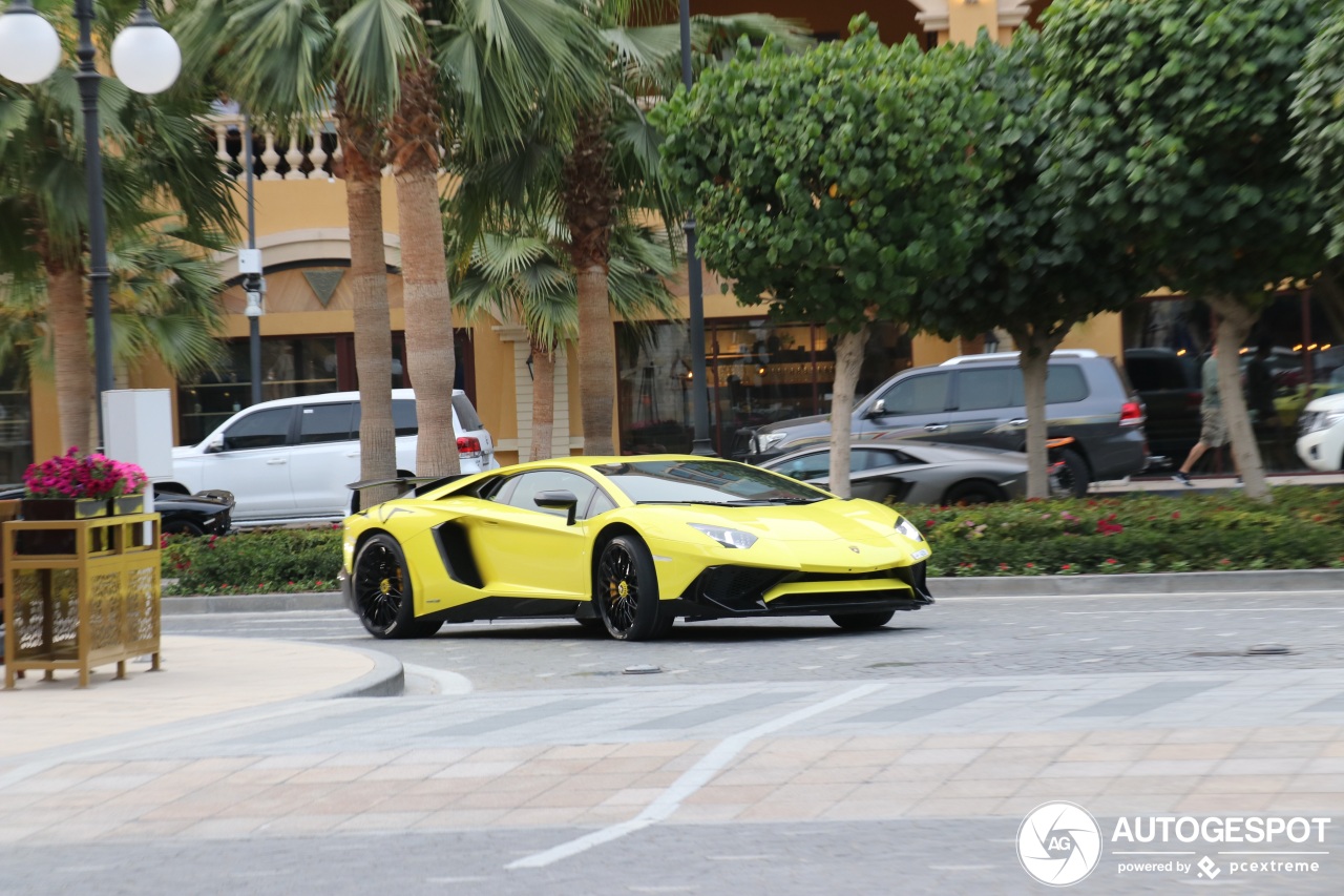 Lamborghini Aventador LP750-4 SuperVeloce