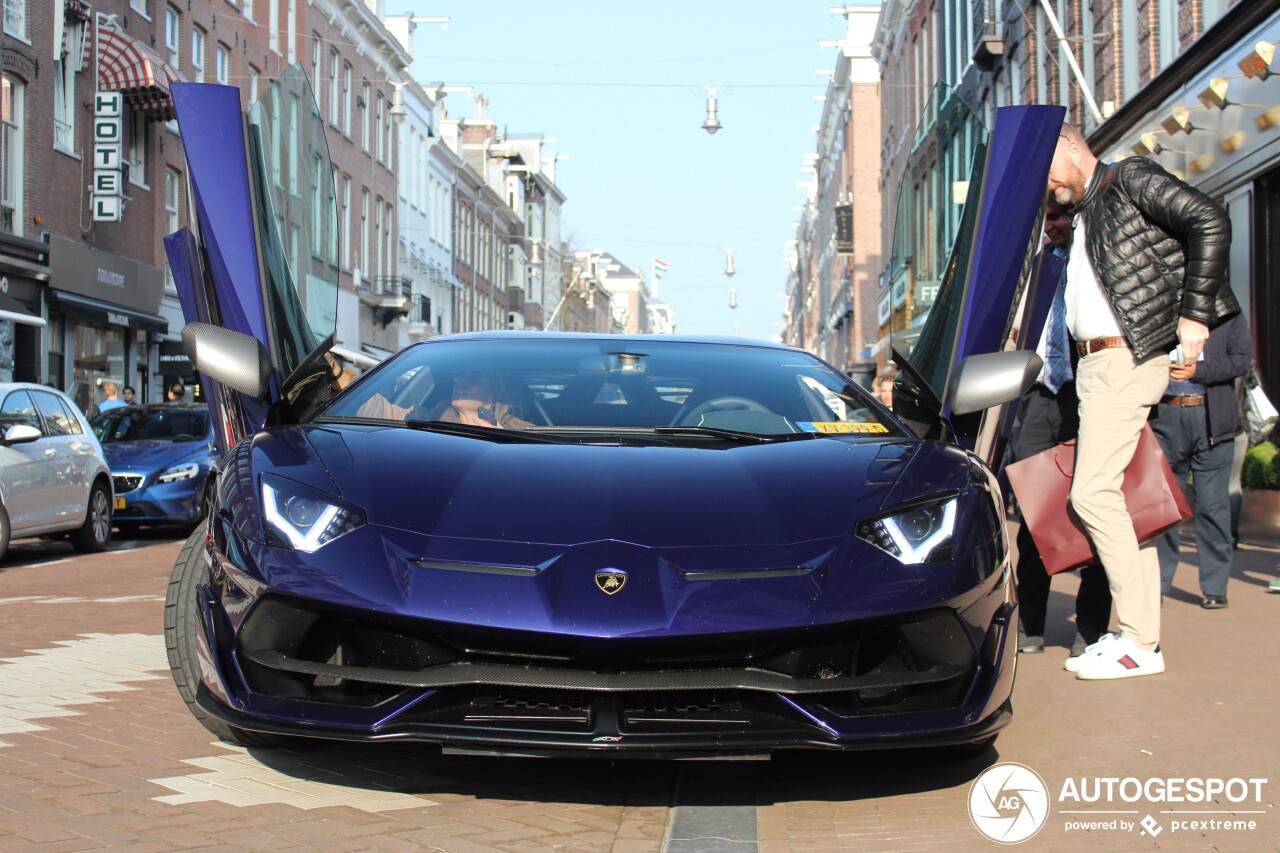 Lamborghini Aventador LP770-4 SVJ