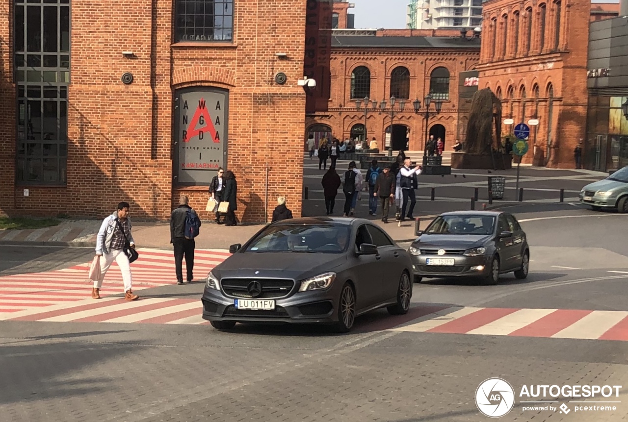 Mercedes-Benz CLA 45 AMG C117