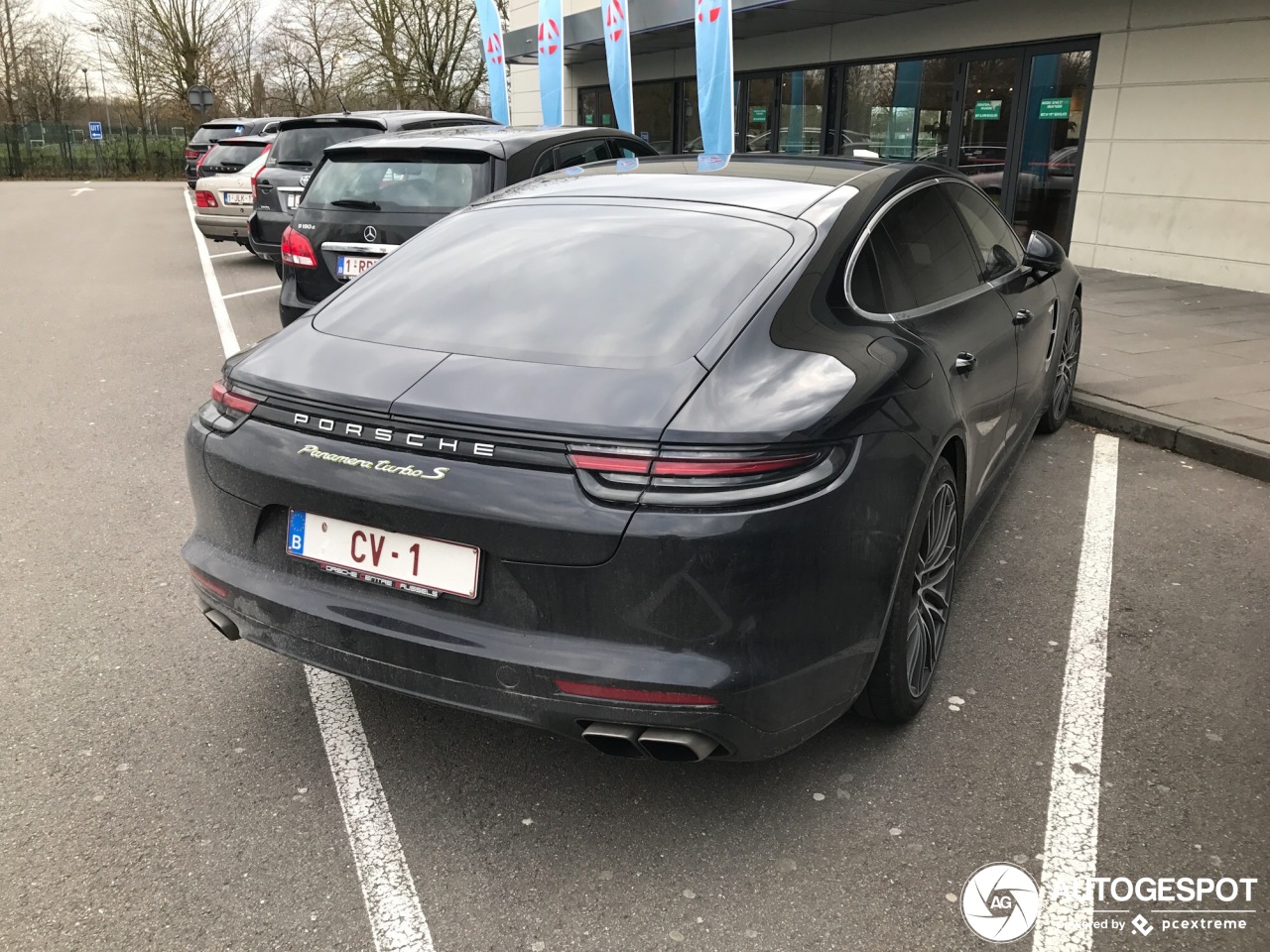 Porsche 971 Panamera Turbo S E-Hybrid