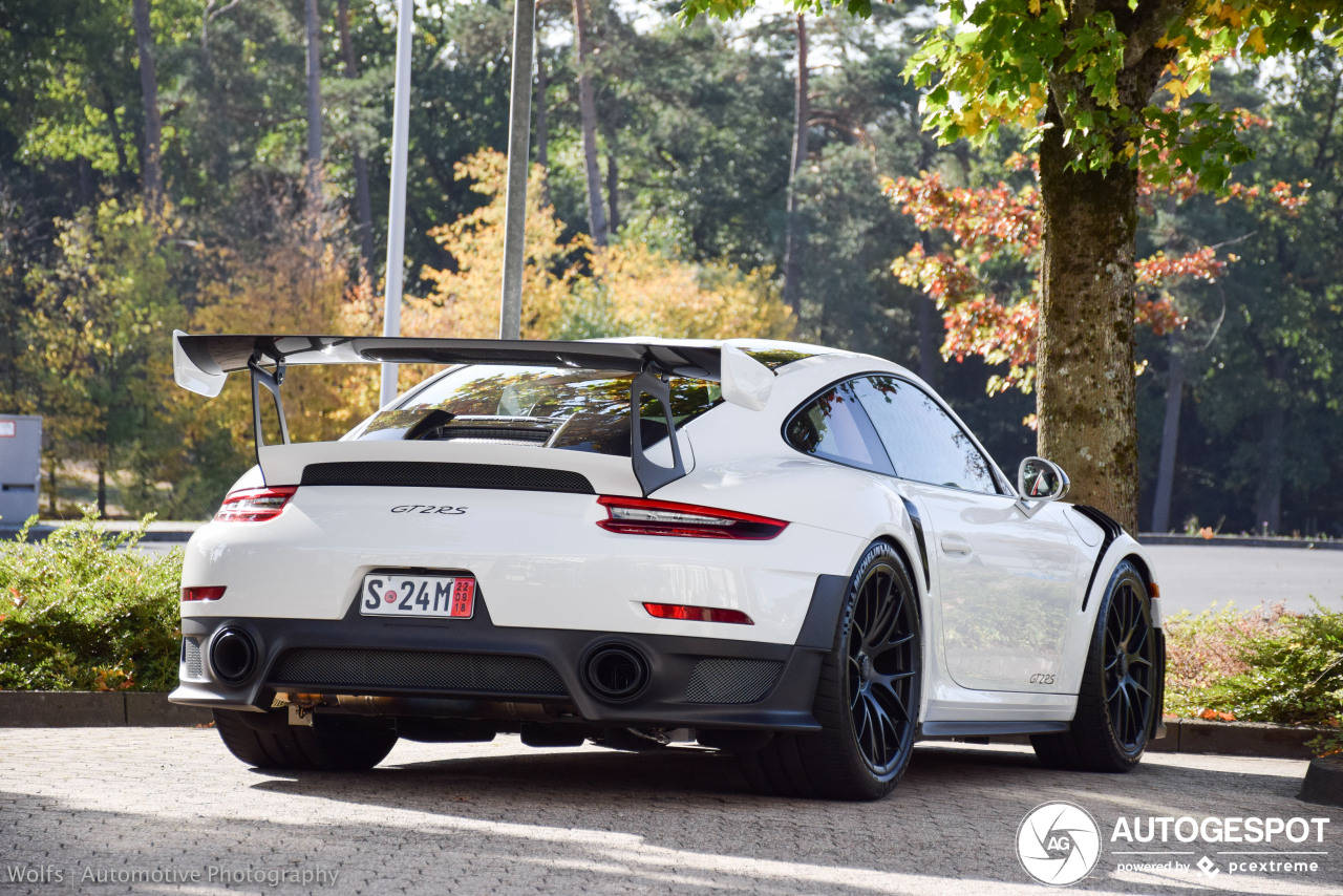 Porsche 991 GT2 RS Weissach Package