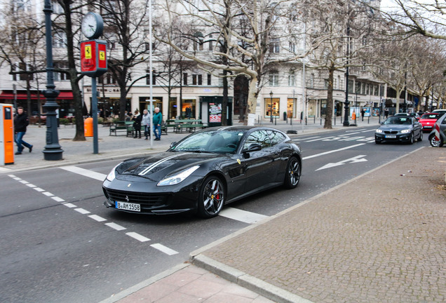 Ferrari GTC4Lusso T