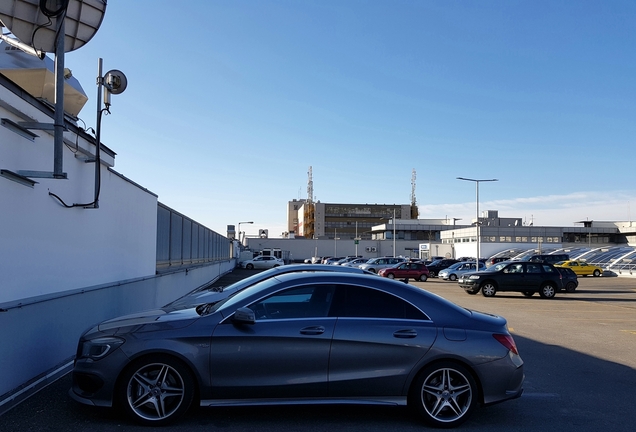 Mercedes-Benz CLA 45 AMG C117