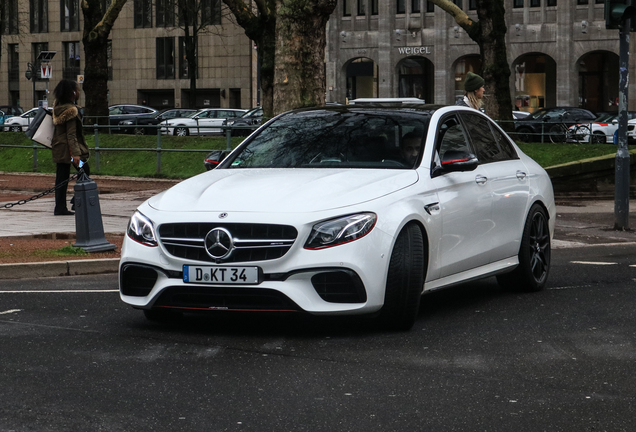 Mercedes-AMG E 63 S W213