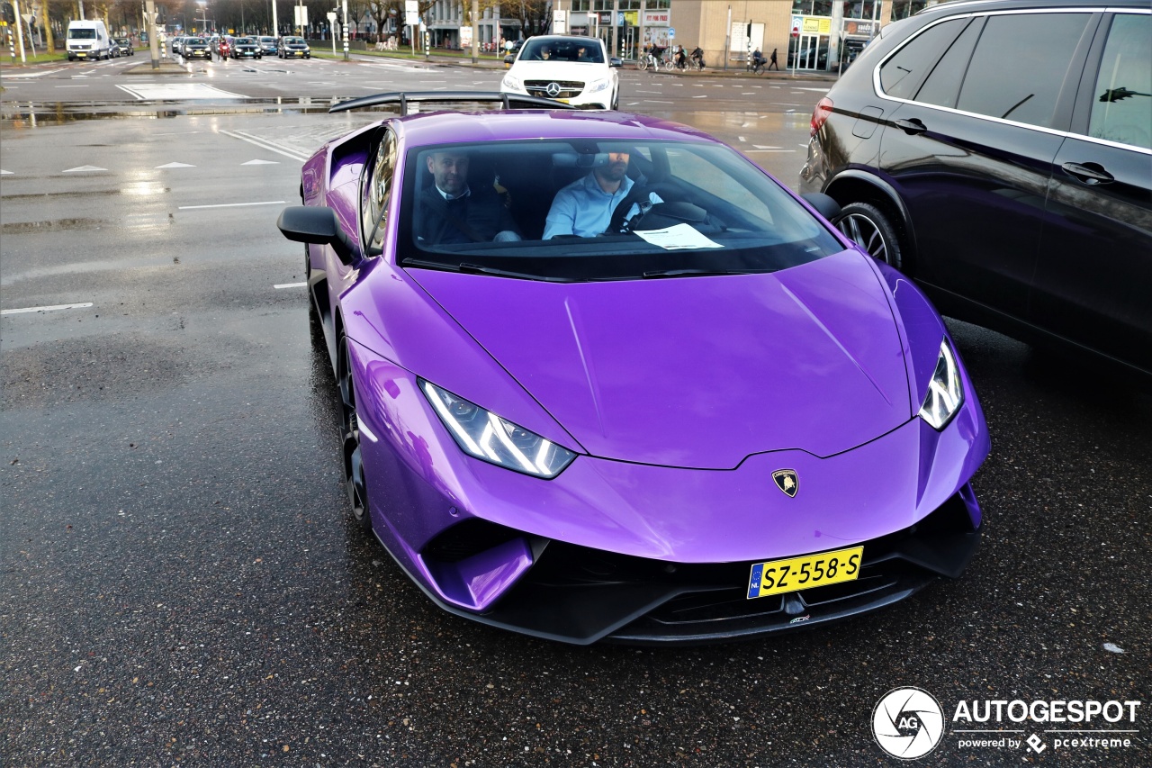 Lamborghini Huracán LP640-4 Performante