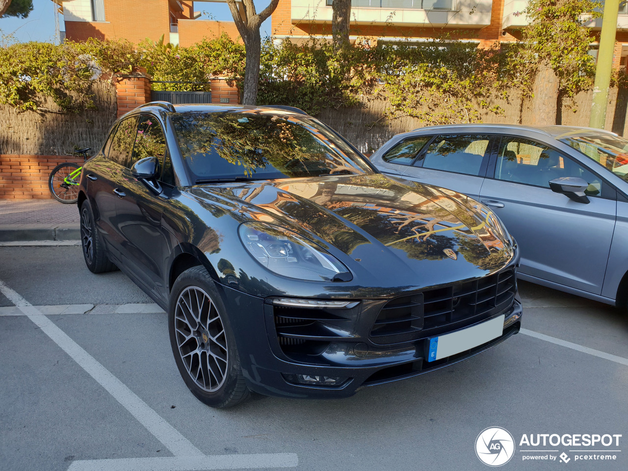 Porsche 95B Macan GTS