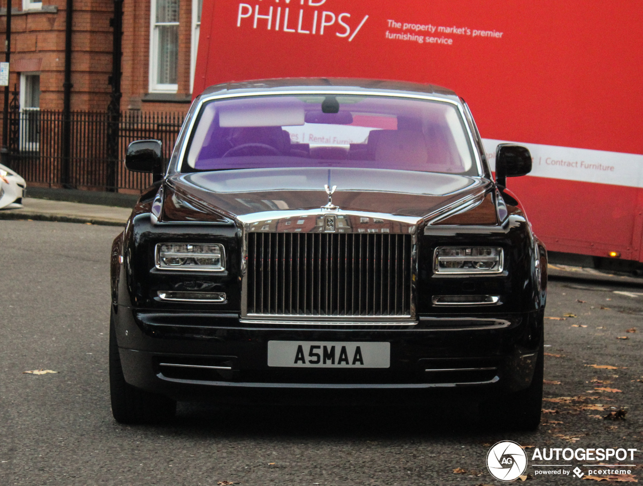 Rolls-Royce Phantom EWB Series II