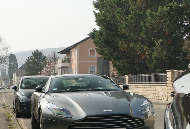 Aston Martin DB11