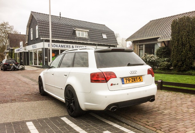 Audi RS4 Avant B7