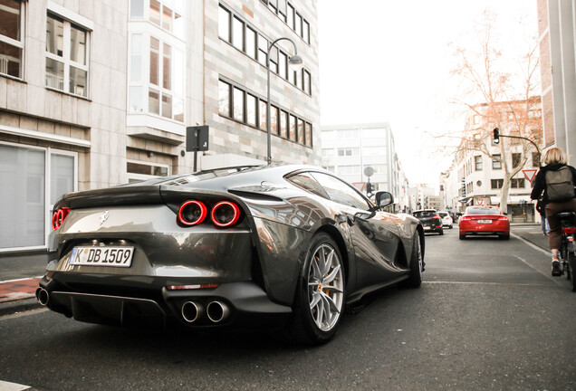 Ferrari 812 Superfast