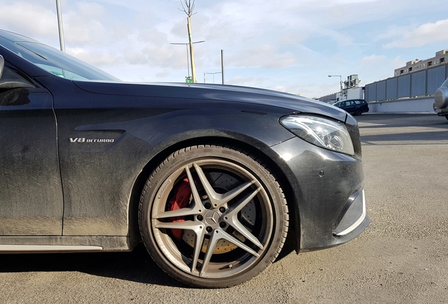 Mercedes-AMG C 63 S W205