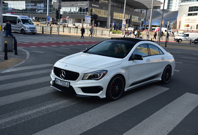 Mercedes-Benz CLA 45 AMG C117