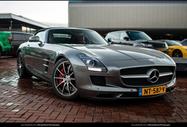 Mercedes-Benz SLS AMG Roadster