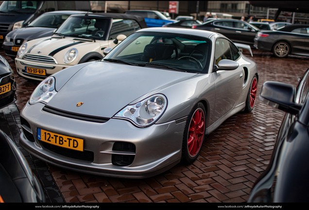 Porsche 996 GT2