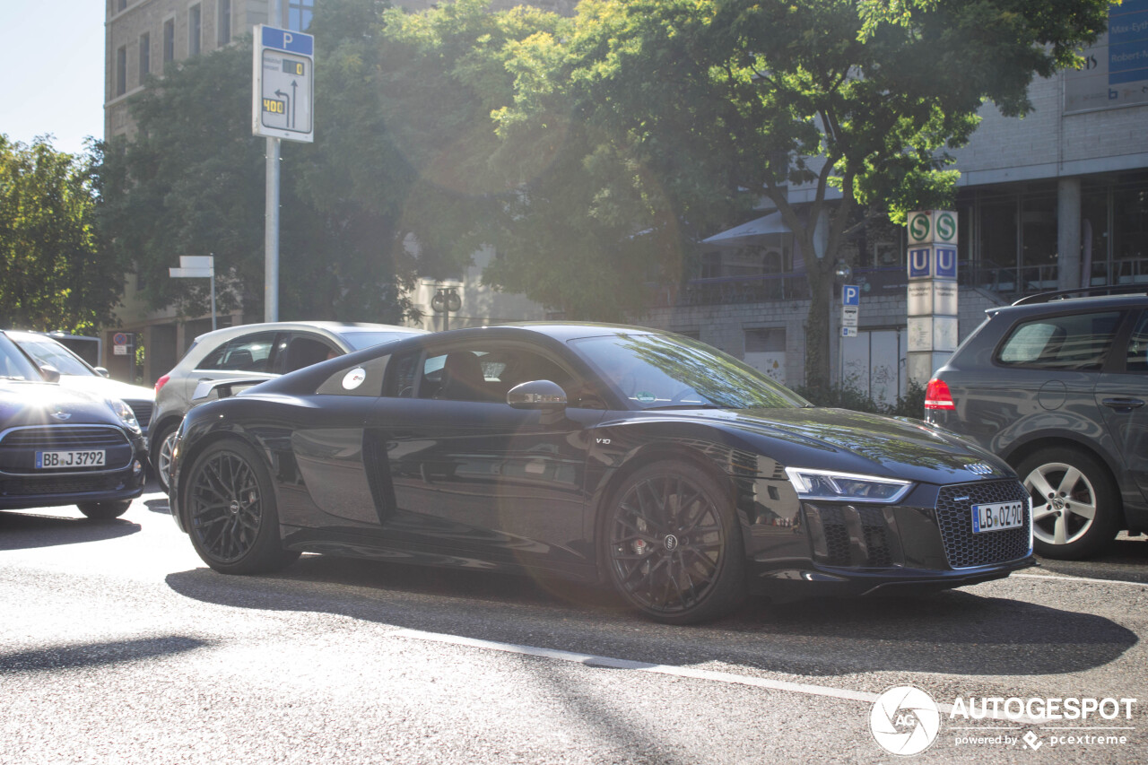 Audi R8 V10 Plus 2015