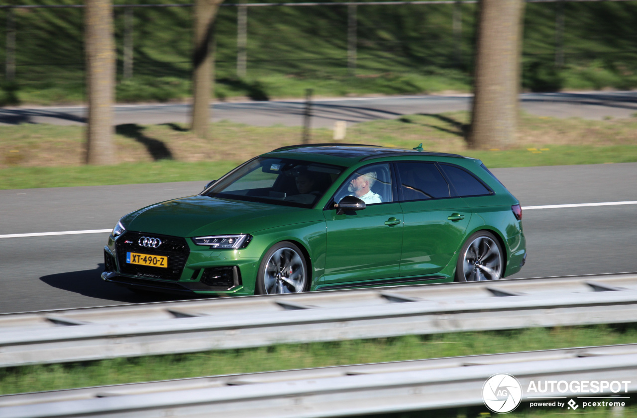 Audi RS4 Avant B9