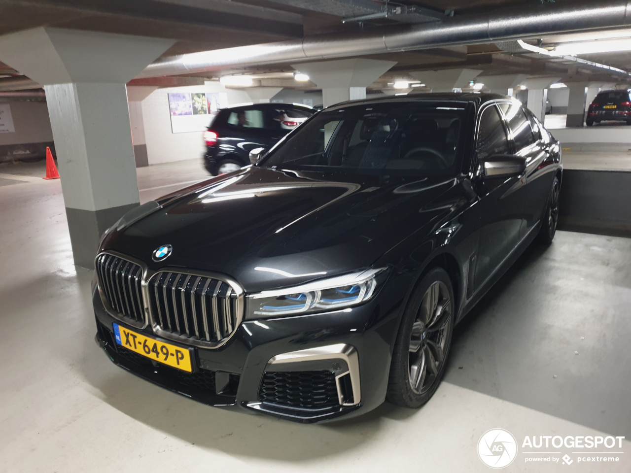 BMW M760Li xDrive 2019