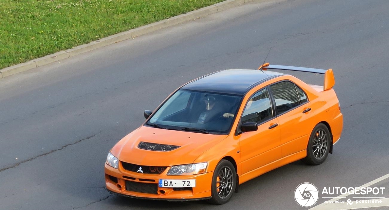 Mitsubishi Lancer Evolution IX RalliArt