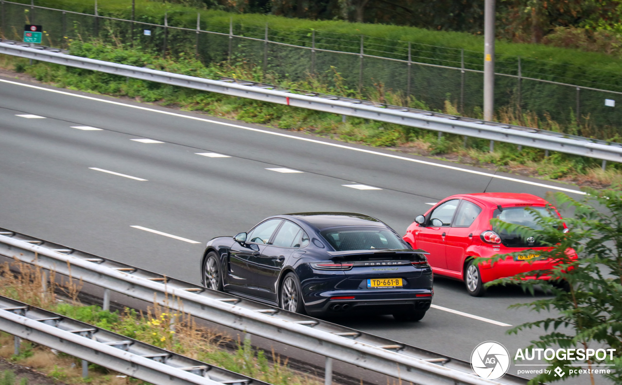 Porsche 971 Panamera Turbo S E-Hybrid