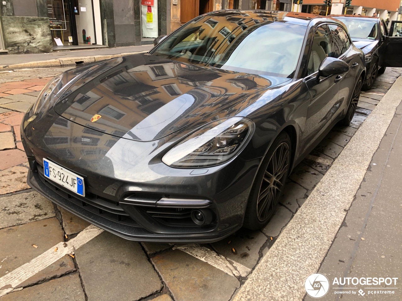 Porsche 971 Panamera Turbo Sport Turismo