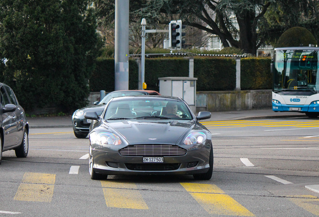 Aston Martin DB9