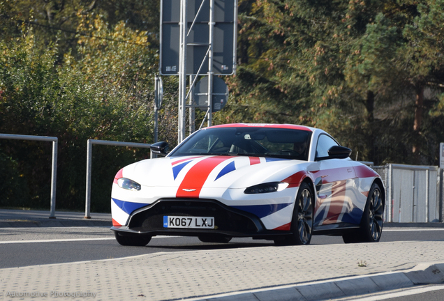 Aston Martin V8 Vantage 2018