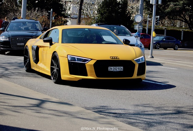 Audi R8 V10 Plus 2015