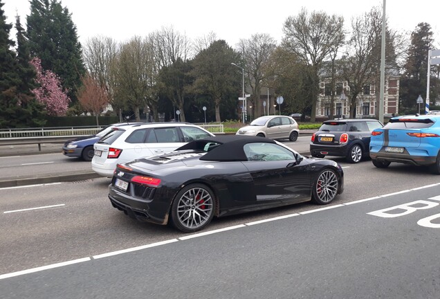 Audi R8 V10 Spyder 2016