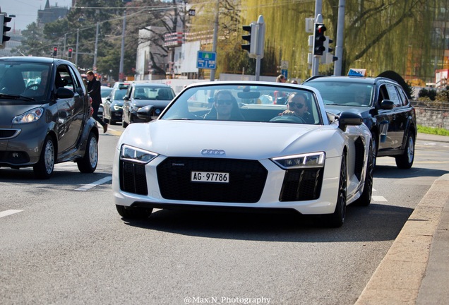 Audi R8 V10 Spyder 2016