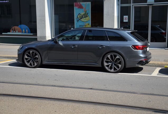 Audi RS4 Avant B9