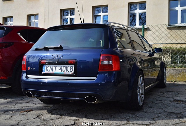 Audi RS6 Avant C5