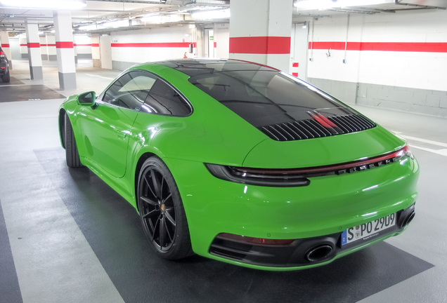 Porsche 992 Carrera 4S