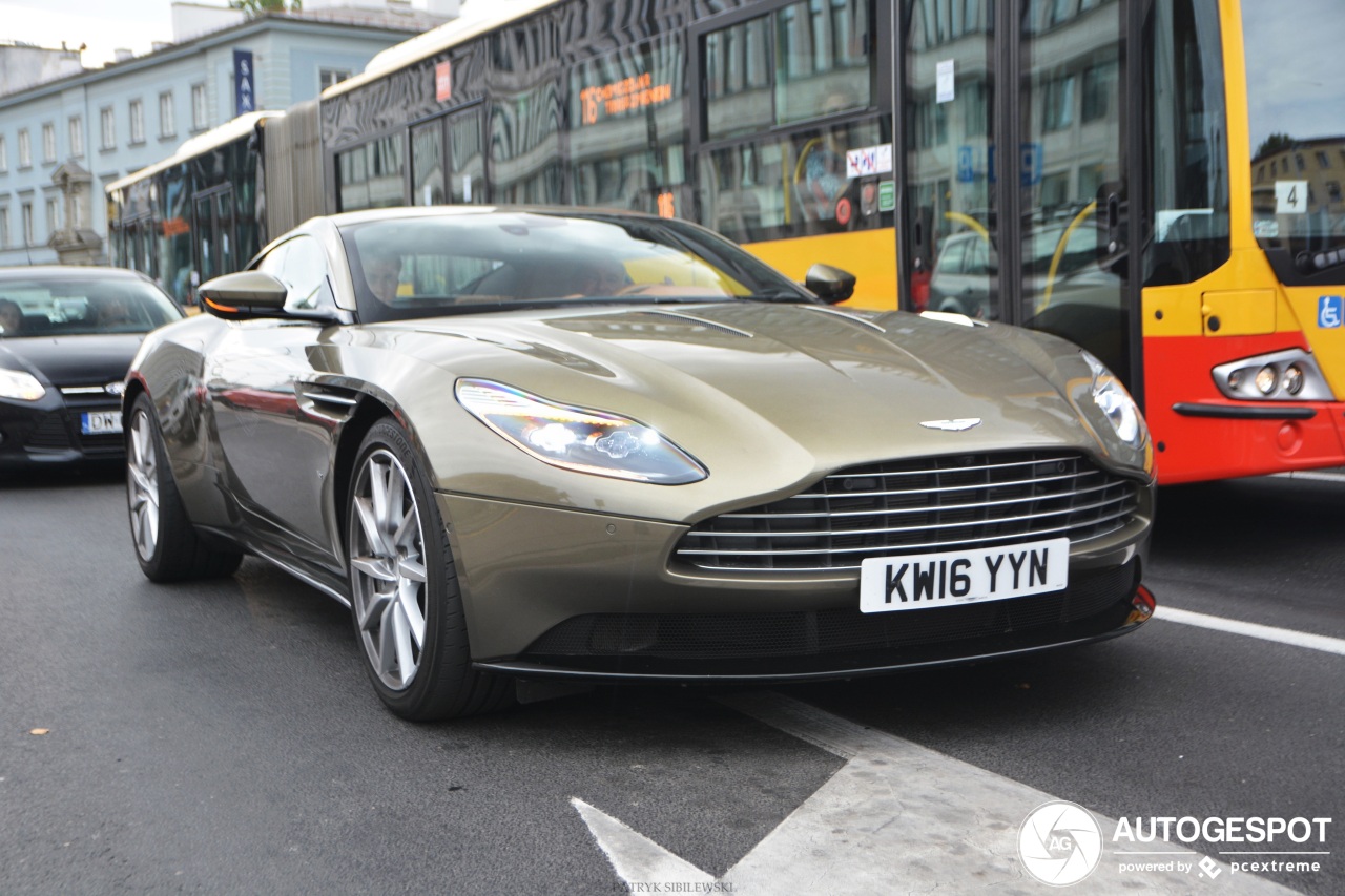 Aston Martin DB11