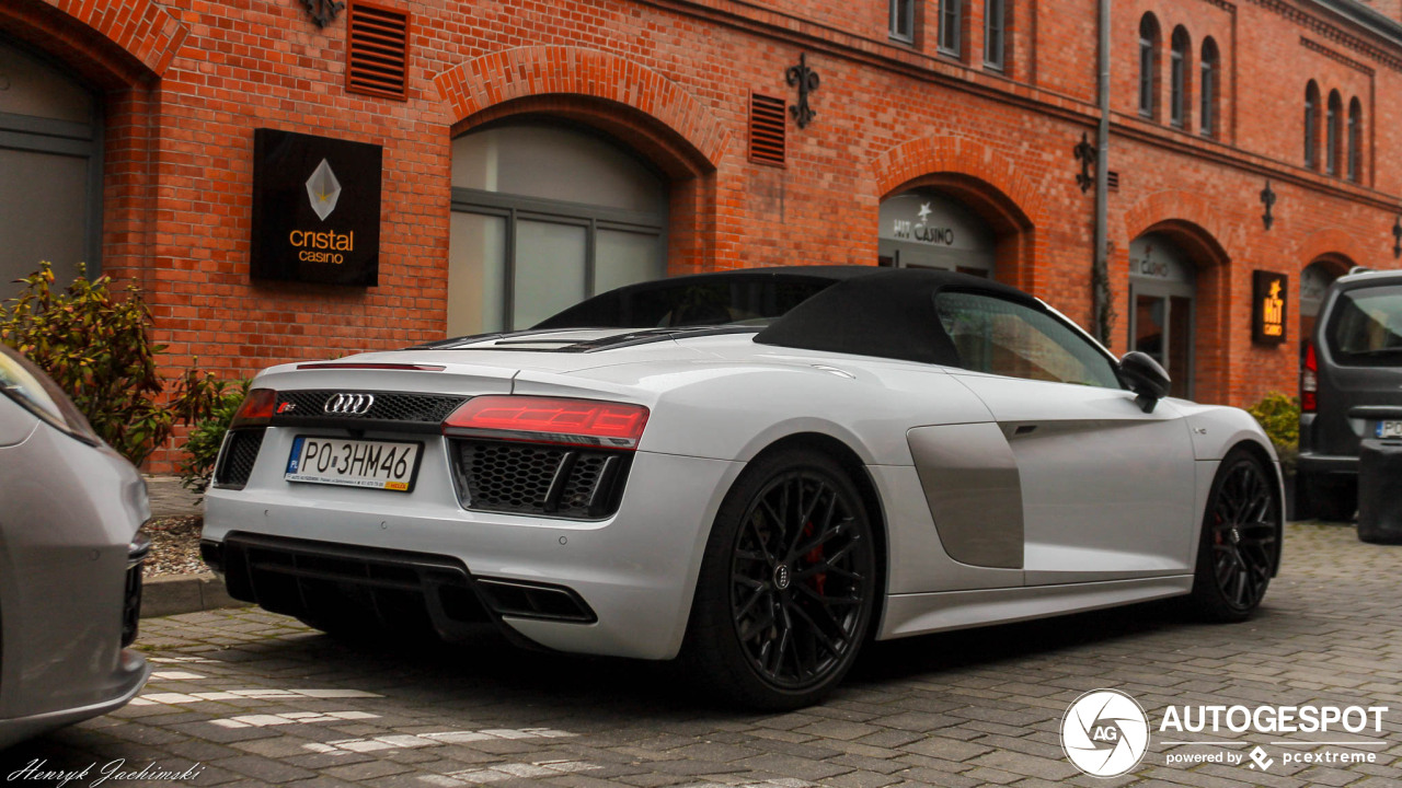 Audi R8 V10 Spyder 2016