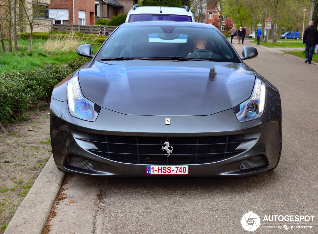 Ferrari FF