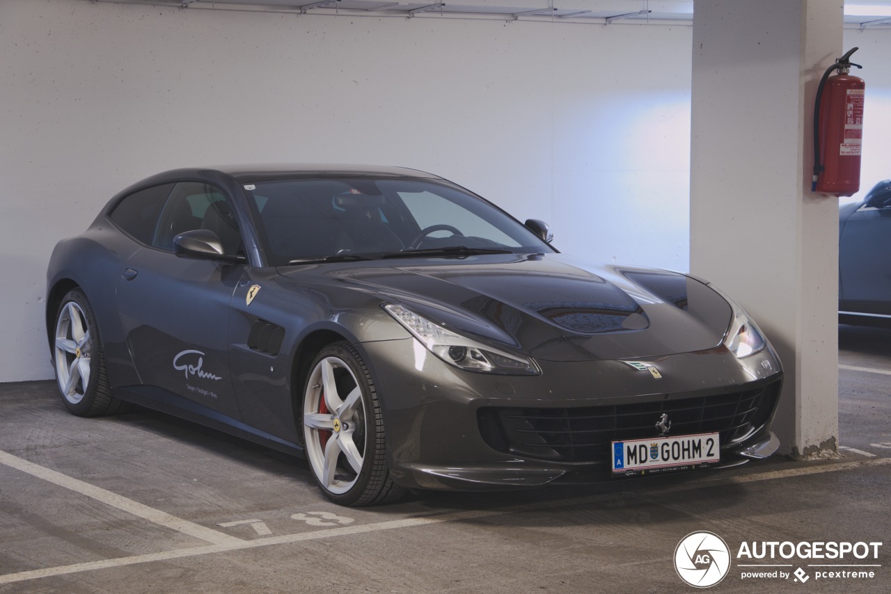 Ferrari GTC4Lusso