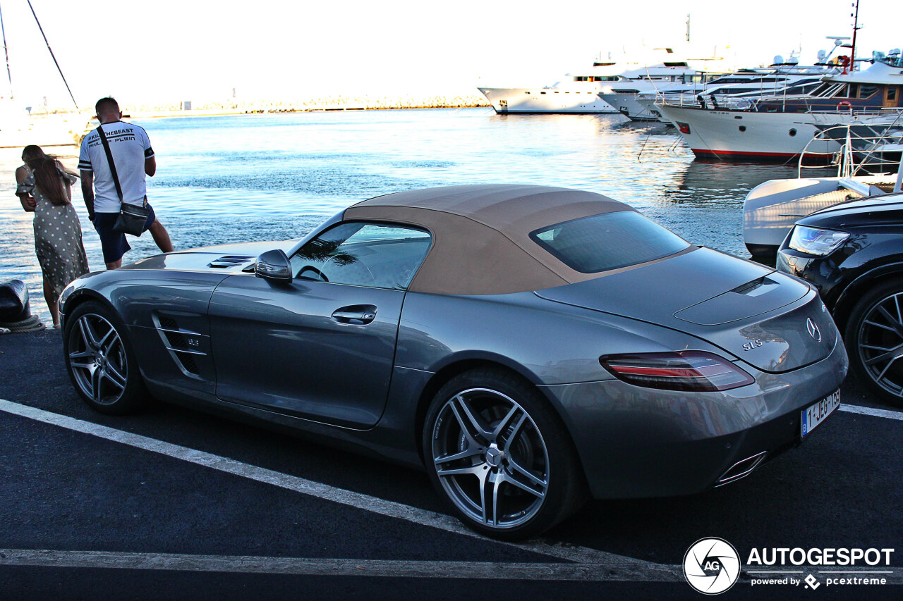 Mercedes-Benz SLS AMG Roadster