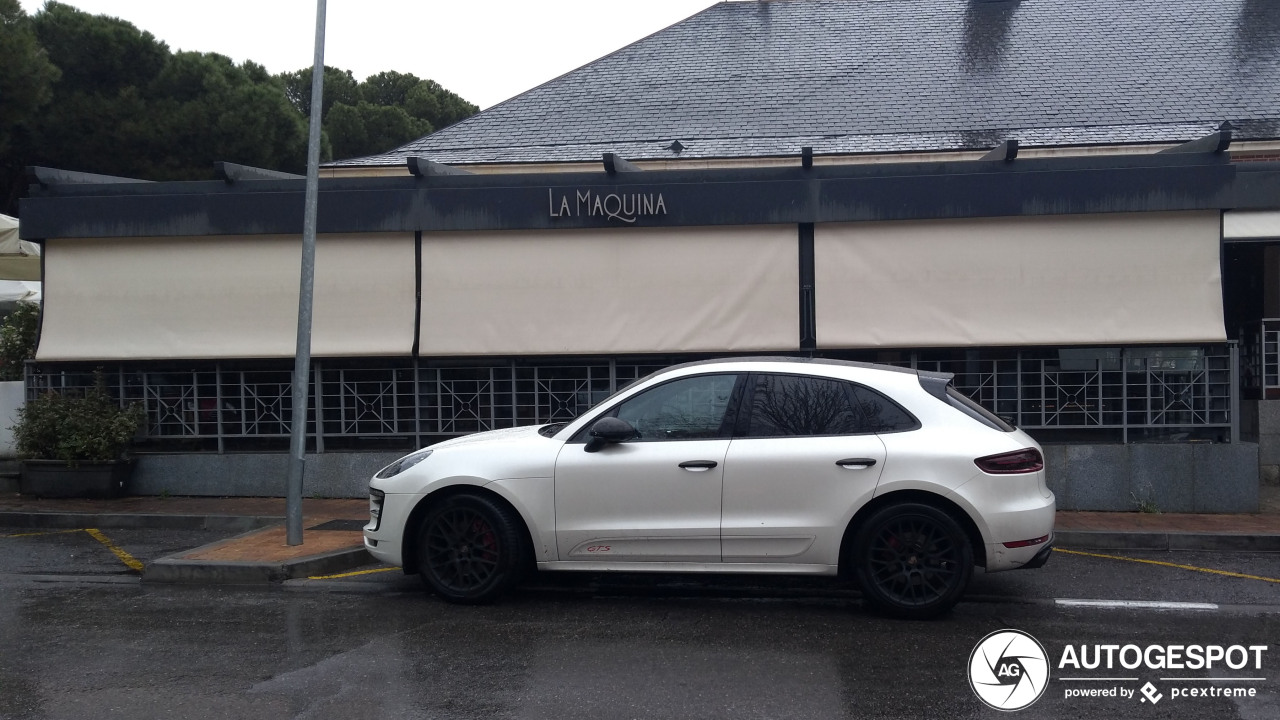 Porsche 95B Macan GTS