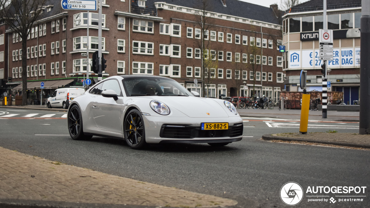 Porsche 992 Carrera 4S