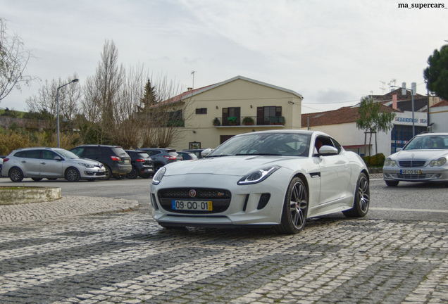 Jaguar F-TYPE S Coupé