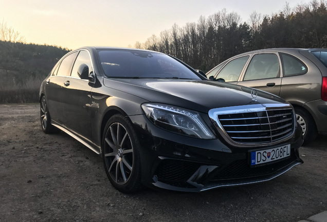 Mercedes-AMG S 63 V222